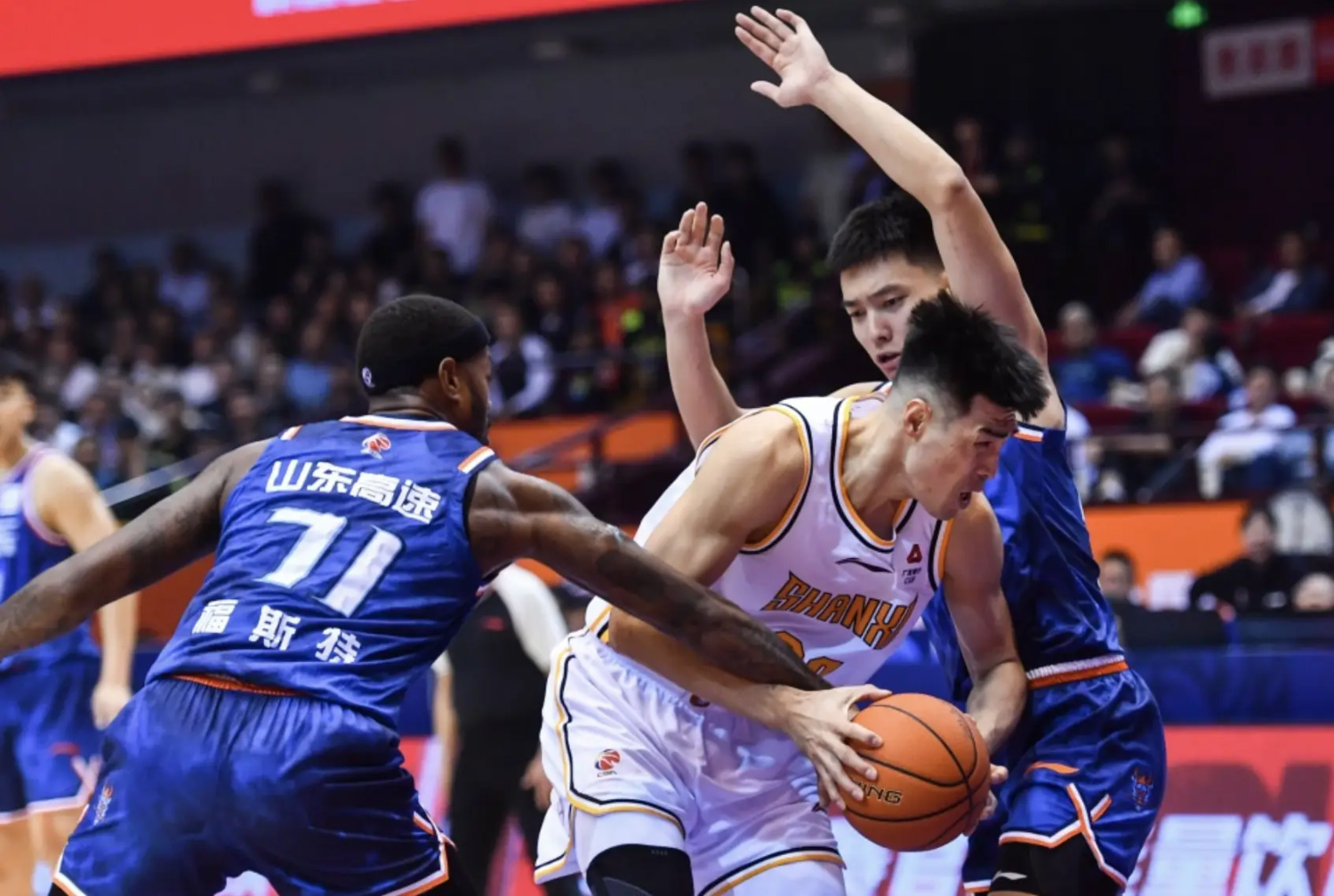 关于西甲冲刺阶段再迎强敌，山东男篮门线救险，主帅态度——赛场秩序良好，阵容厚度经受考验的信息jiuyou入口
