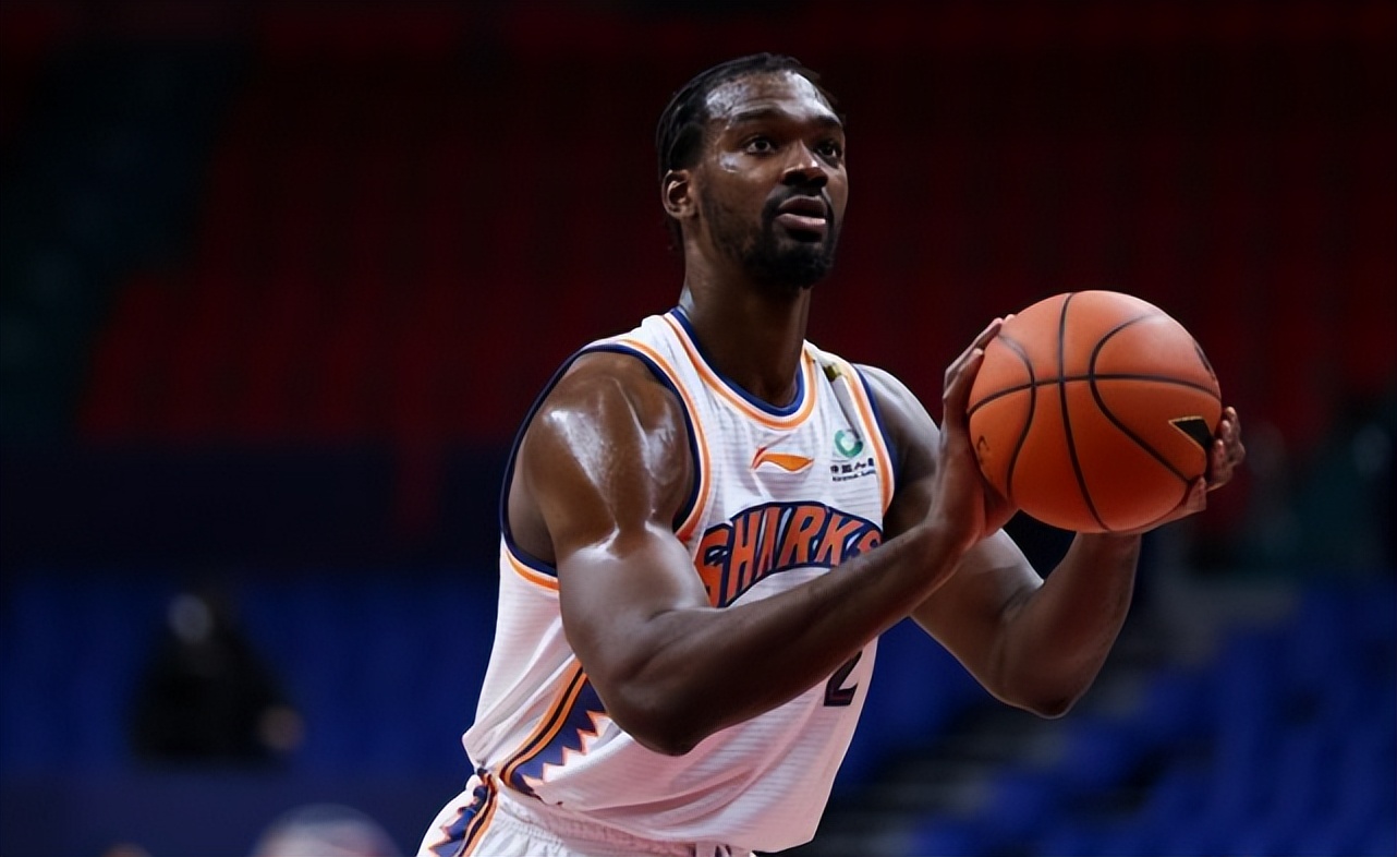 包含冲刺阶段体能课后；尤文图斯官宣签约备战NBA季后赛；悬念犹存；年轻球员得到机会的词条